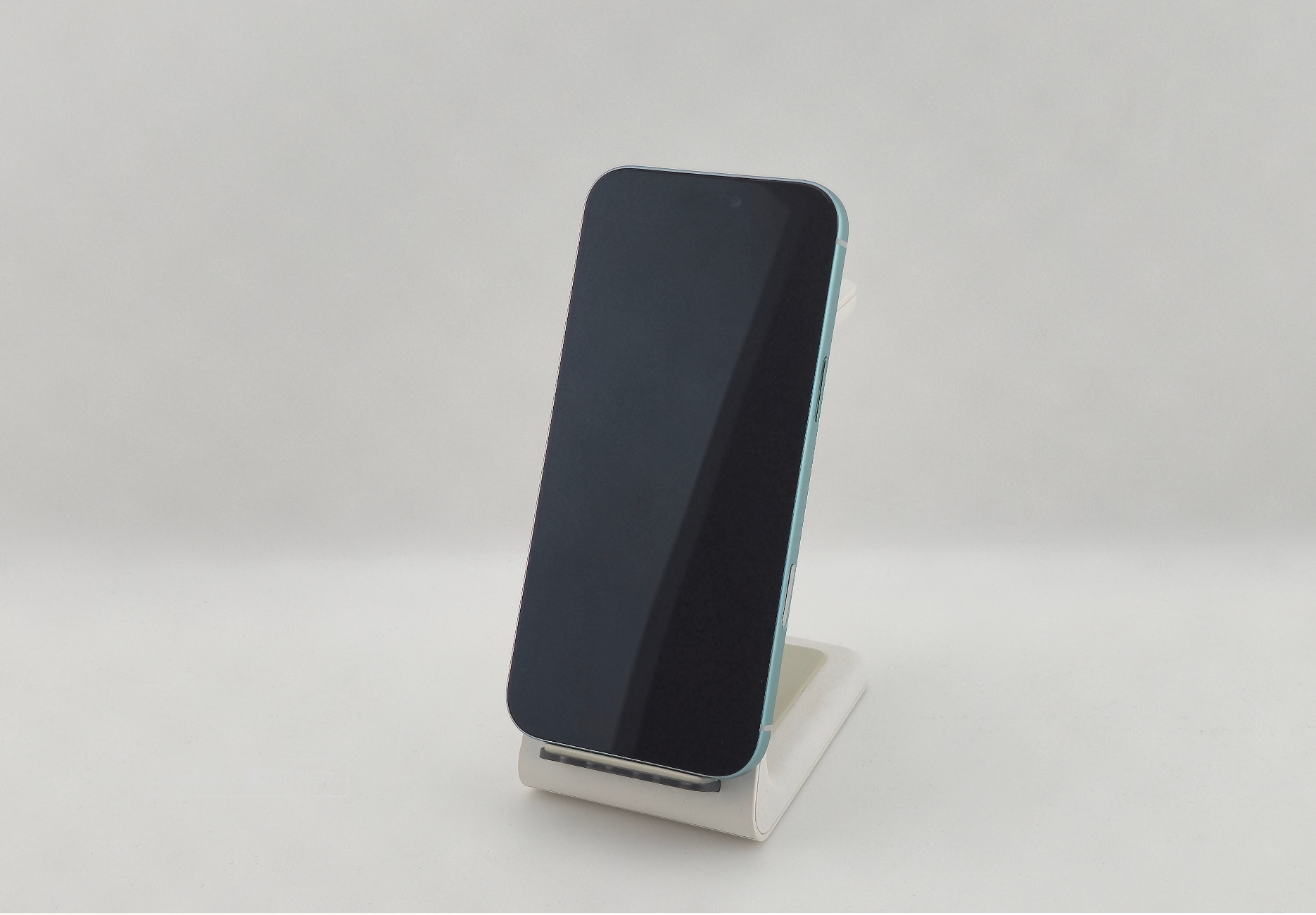 Телефон Apple iPhone 17 Pro Max 256 ГБ, цвет: тиффани (Tiffany)